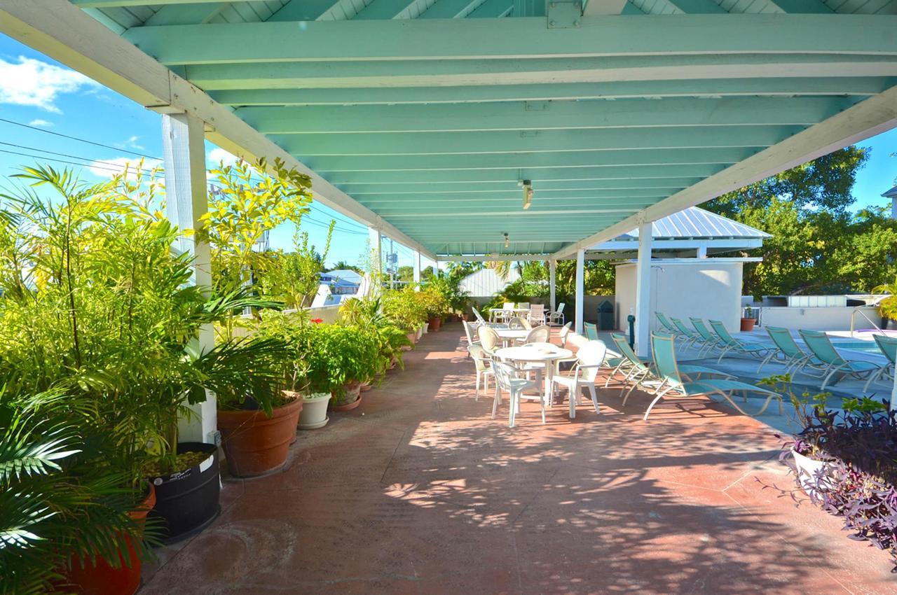 Casa Caribe @ Duval Square Key West Exterior photo
